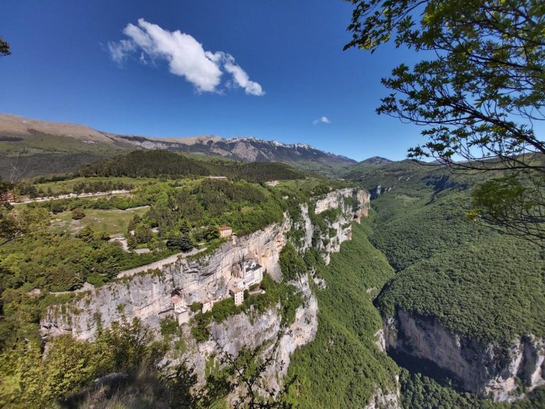 Santuario Madonna Della Corona Come Arrivare In Auto