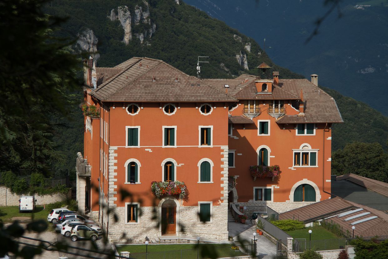 Residenza_Stella_Alpina_Madonna_della_Corona